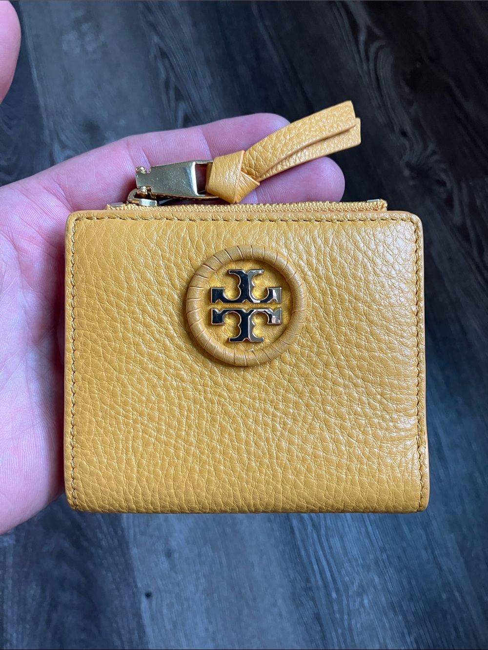 Tory Burch Pebbled Leather Zip Card Case in Mustard